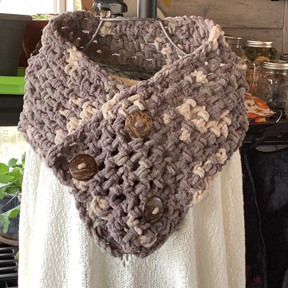 Dress it up or down warm gray and cream blend soft scarf with 3 big buttons